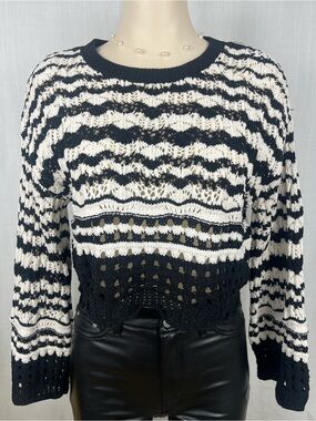 Zara Black and Cream Striped Knit Slip-On